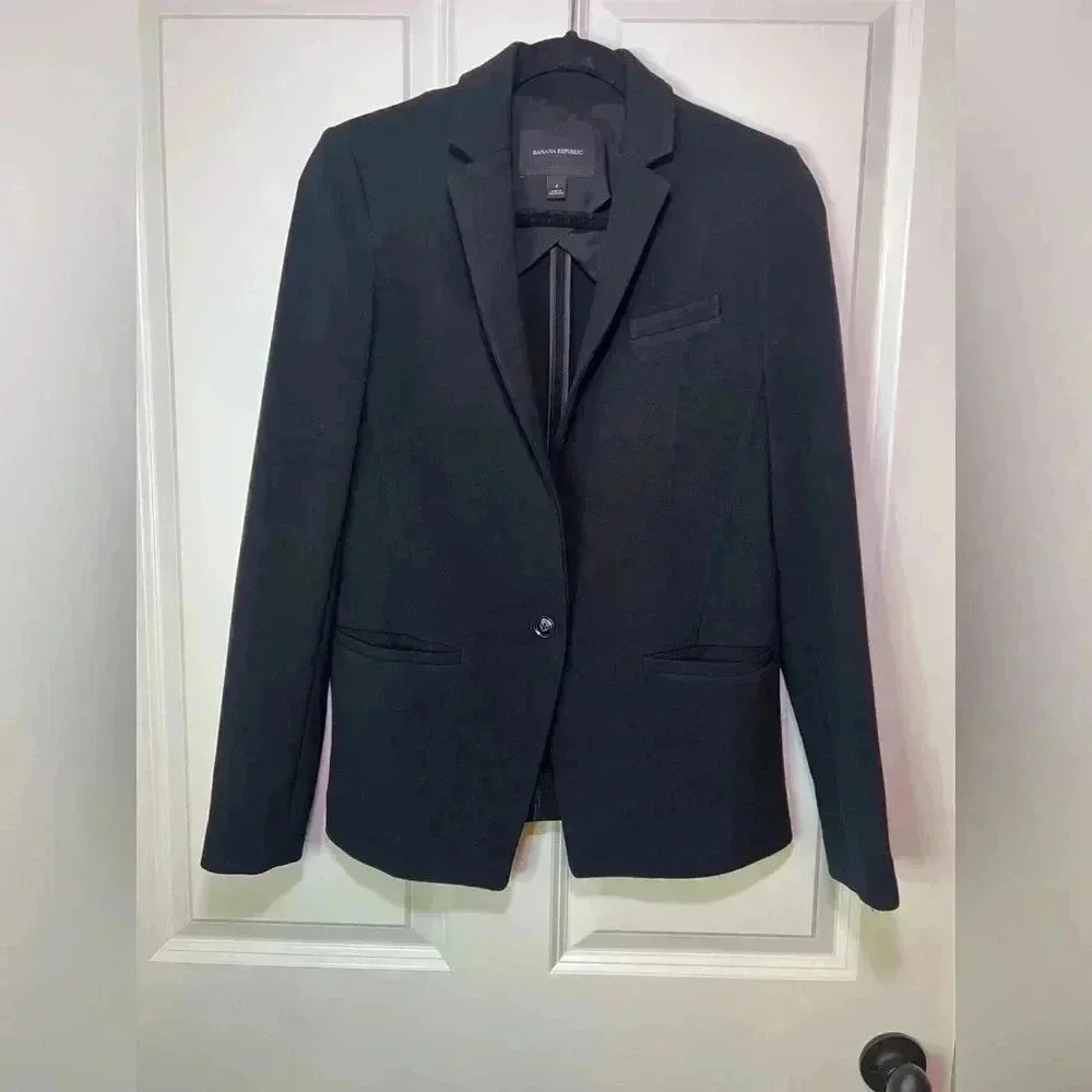Banana Republic Single Button Black Blazer